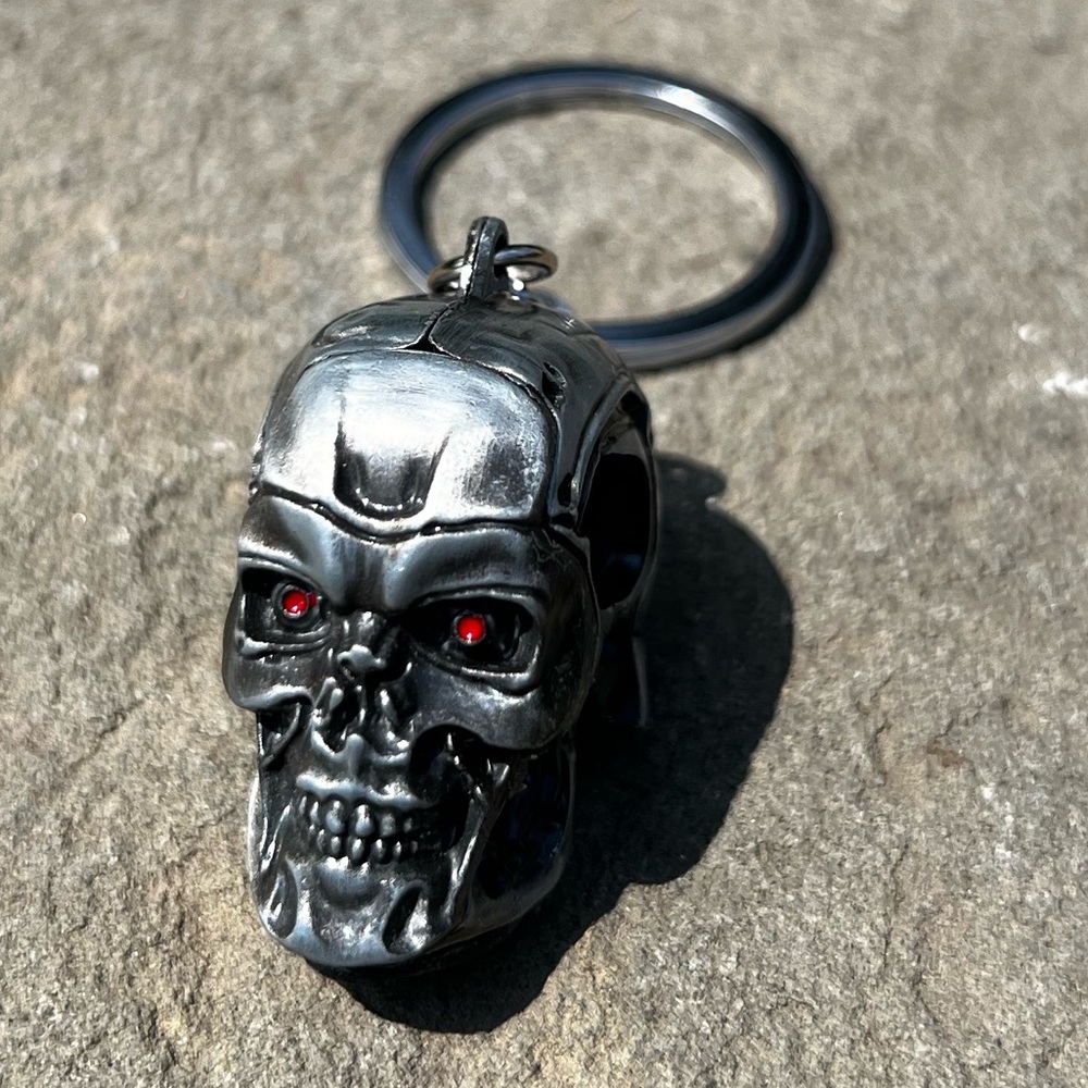 A Viacom Company Terminator Head Diecast Keychain Official Merchandise